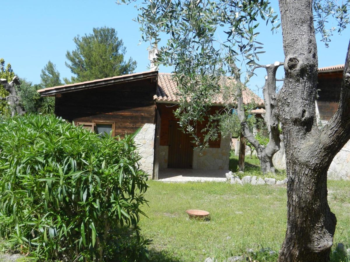Tenuta Molino Di Mare- Ecoresort Con Villini 罗迪-加尔加尼科 外观 照片